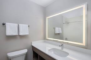 Holiday Inn Express Hotel & Suites Portland-Jantzen Beach by IHG