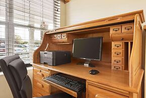 Country Inn & Suites by Radisson, Milwaukee Airport, WI