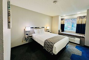 Microtel Inn by Wyndham Georgetown