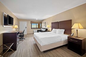 Best Western Cedar Inn