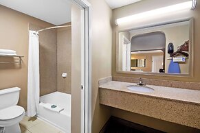 Best Western Cedar Inn