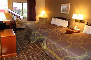 Super 8 by Wyndham Valparaiso