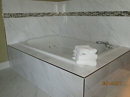 Comfort Suites North