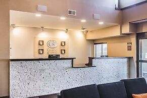 Comfort Suites North