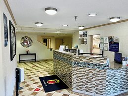 Super 8 Maumee/Toledo, OH