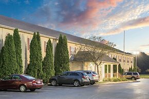Super 8 Maumee/Toledo, OH