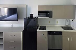 MainStay Suites LeClaire - Quad Cities