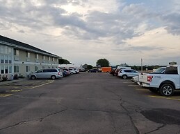 Bilmar Inn & Suites Dell Rapids