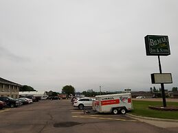 Bilmar Inn & Suites Dell Rapids