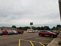 Bilmar Inn & Suites Dell Rapids