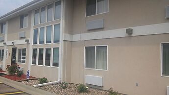 Bilmar Inn & Suites Dell Rapids