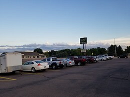 Bilmar Inn & Suites Dell Rapids