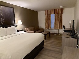 Super 8 by Wyndham Dawson Creek