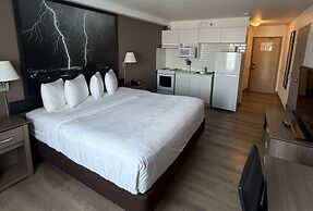 Super 8 by Wyndham Dawson Creek