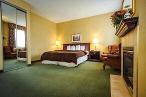 Peterborough Inn & Suites Hotel