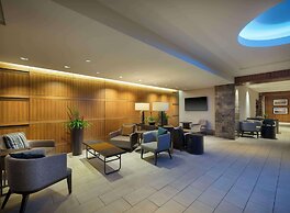 Hilton Indianapolis Hotel & Suites