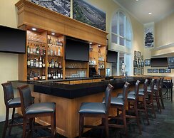 Hilton Indianapolis Hotel & Suites