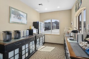 Cedar Street Hotel and Suites