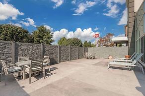 Best Western Plus Lafayette Hotel University Area