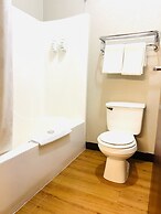 Baymont Inn & Suites by Wyndham Lincoln NE