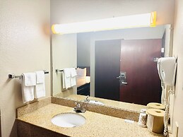 Baymont Inn & Suites by Wyndham Lincoln NE