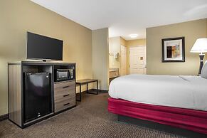 Best Western Plus Bessemer Hotel & Suites