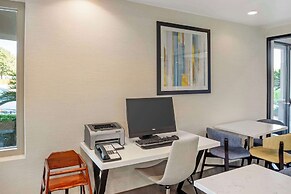 Best Western Exeter Inn & Suites