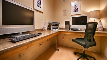 Executive Residency by Best Western Navigator Inn & Suites