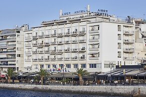 Lucy Hotel