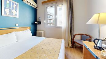 Lucy Hotel