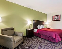 Quality Inn & Suites near Coliseum and Hwy 231 North