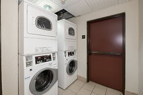 Red Roof Inn & Suites Newnan