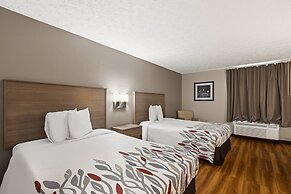 Red Roof Inn & Suites Newnan