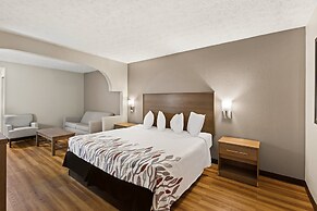 Red Roof Inn & Suites Newnan