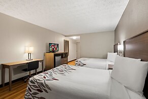 Red Roof Inn & Suites Newnan