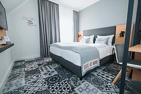 Coffee Fellows Hotel Puchheim