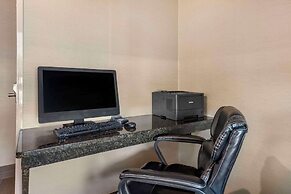 Comfort Suites Grandville - Grand Rapids SW