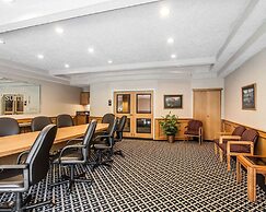 Comfort Suites Clackamas