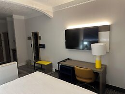 Comfort Suites Clackamas