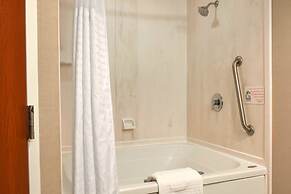 Comfort Suites Downtown Carlisle