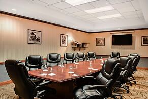 Comfort Suites Downtown Carlisle
