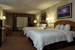 Lancaster Inn and Suites