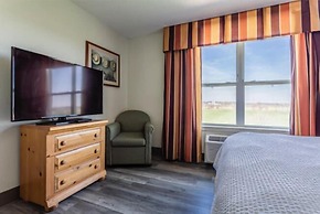 Lancaster Inn and Suites