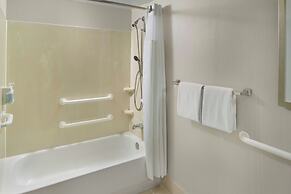 Courtyard by Marriott Atlanta Alpharetta