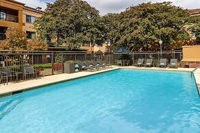 Courtyard by Marriott Atlanta Alpharetta