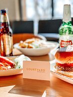 Courtyard Chicago St. Charles