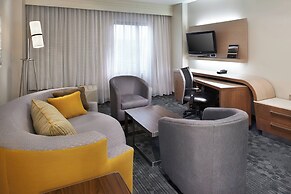 Courtyard by Marriott Cincinnati-Covington
