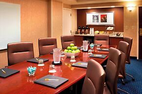 Courtyard by Marriott Cincinnati-Covington