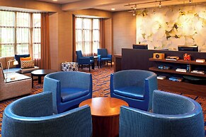 Courtyard by Marriott Cincinnati-Covington
