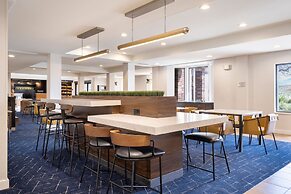 Courtyard by Marriott Salt Lake City Airport